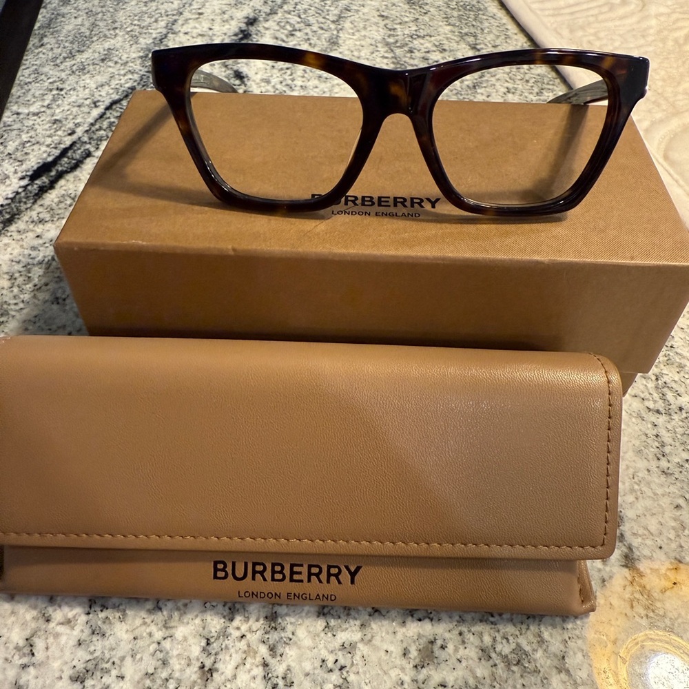 Burberry Brown Tortoise Shell Eyewear